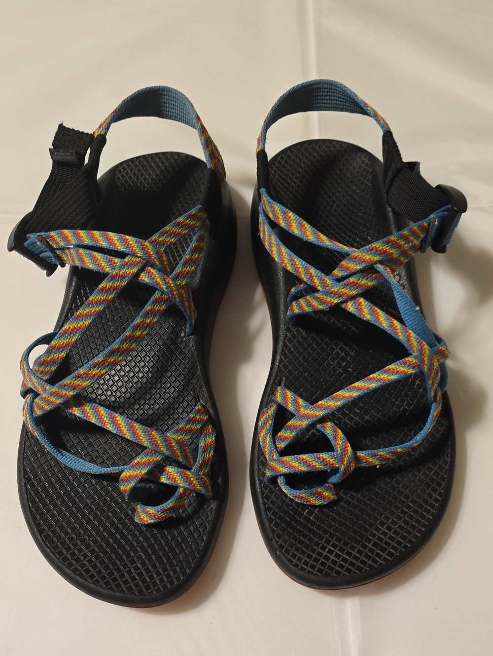 Chaco Women’s Size 10 Rainbow Multicolor Strappy Sport Sandals